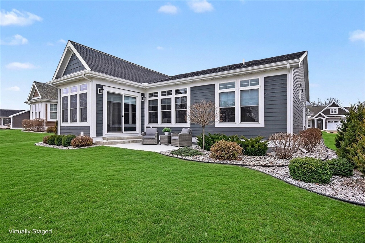 4219 Village Green Drive, Freeland, MI, 48623