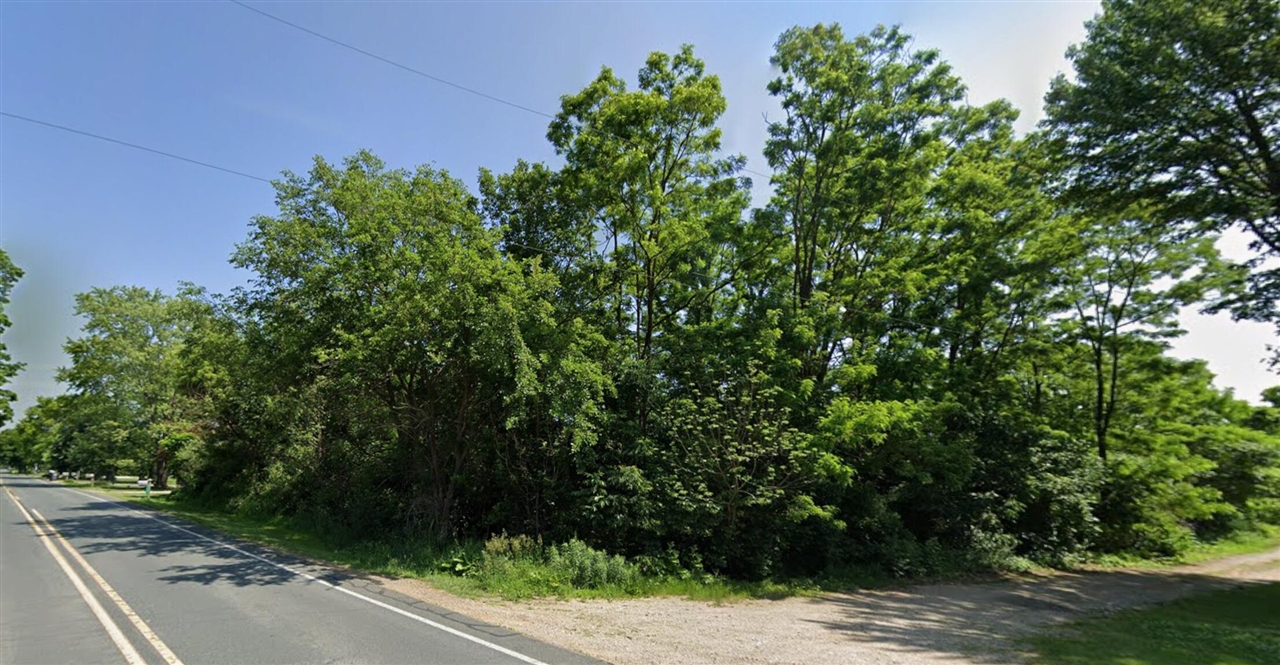 Eagle Ridge Circle, Onekama, MI, 49675