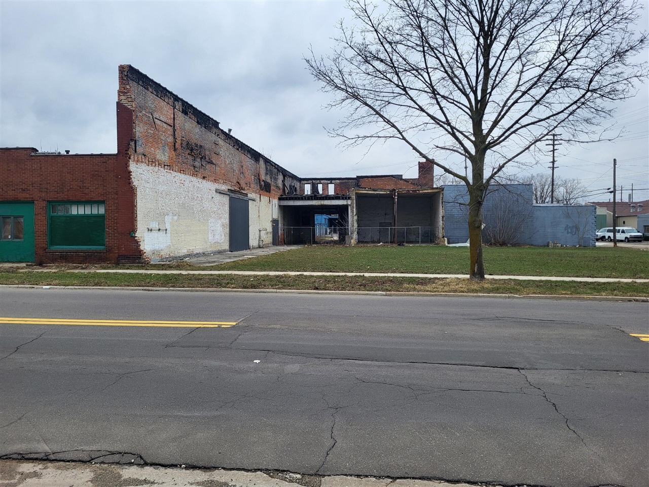 312 N Martin Luther King Junior Drive, Jackson, MI, 49201