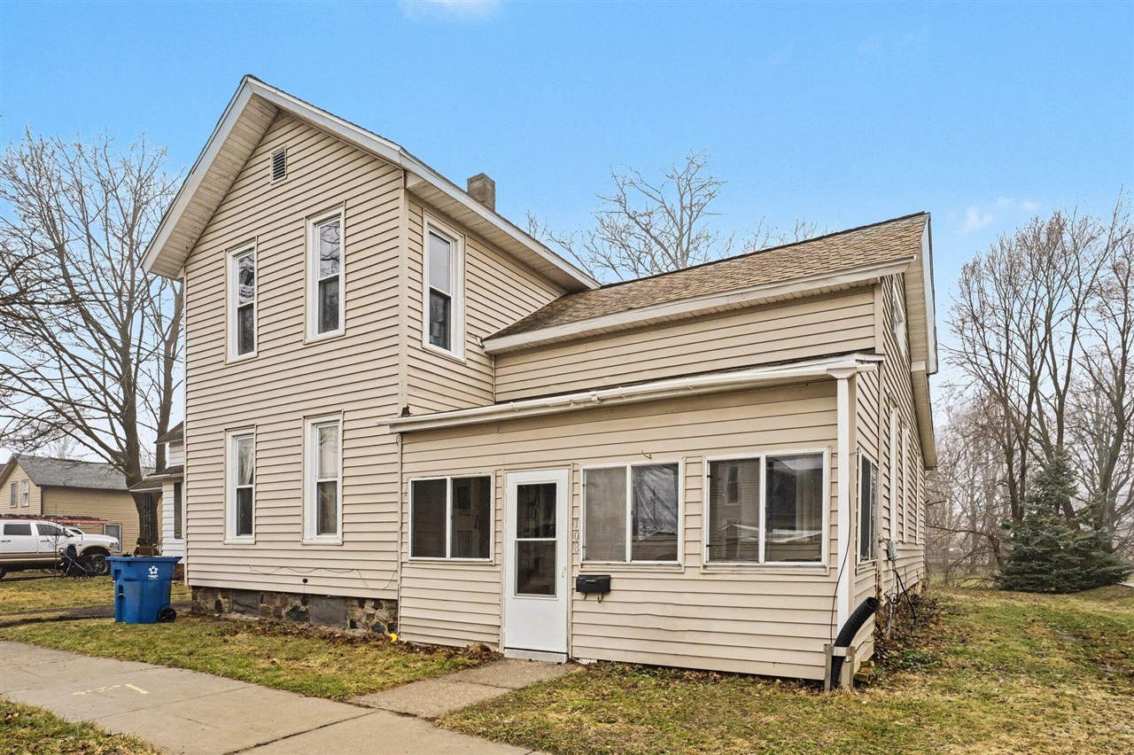 Homes for sale in Vicksburg, MI | 108 S Michigan Ave, Vicksburg, MI 49097 | MLS# 70520385