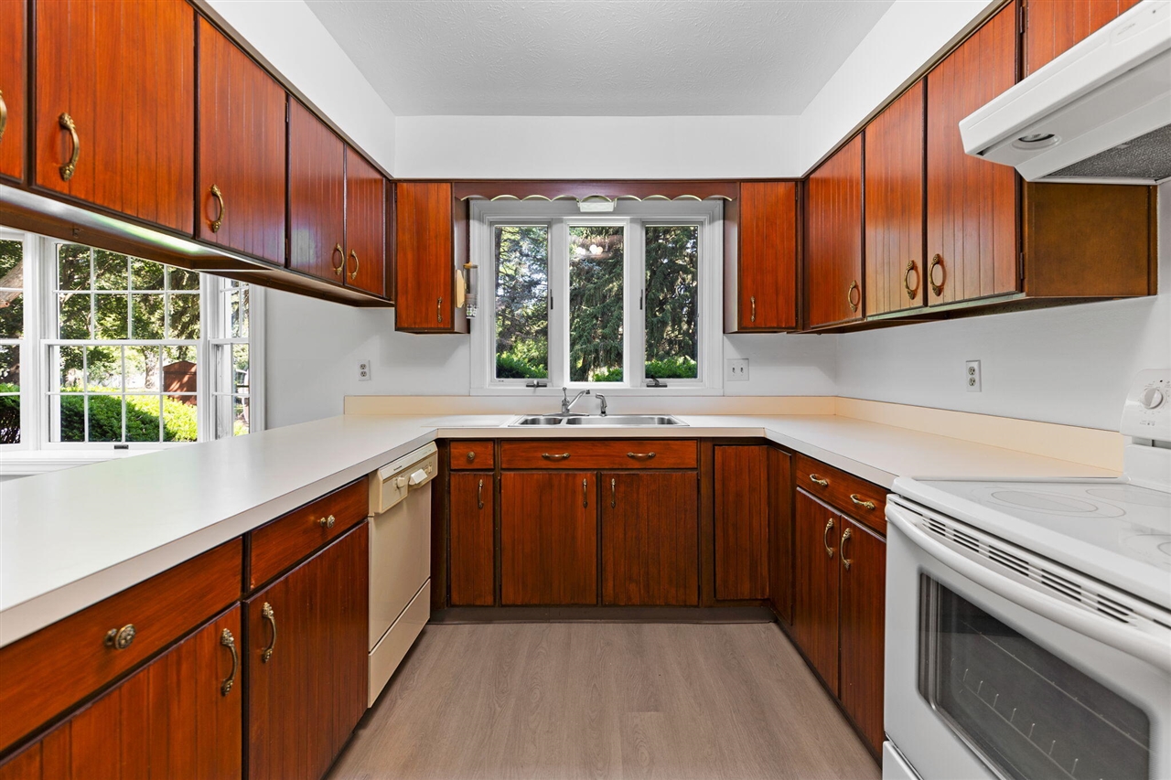 3540 Meadow Lane, Saline, MI, 48176-9553