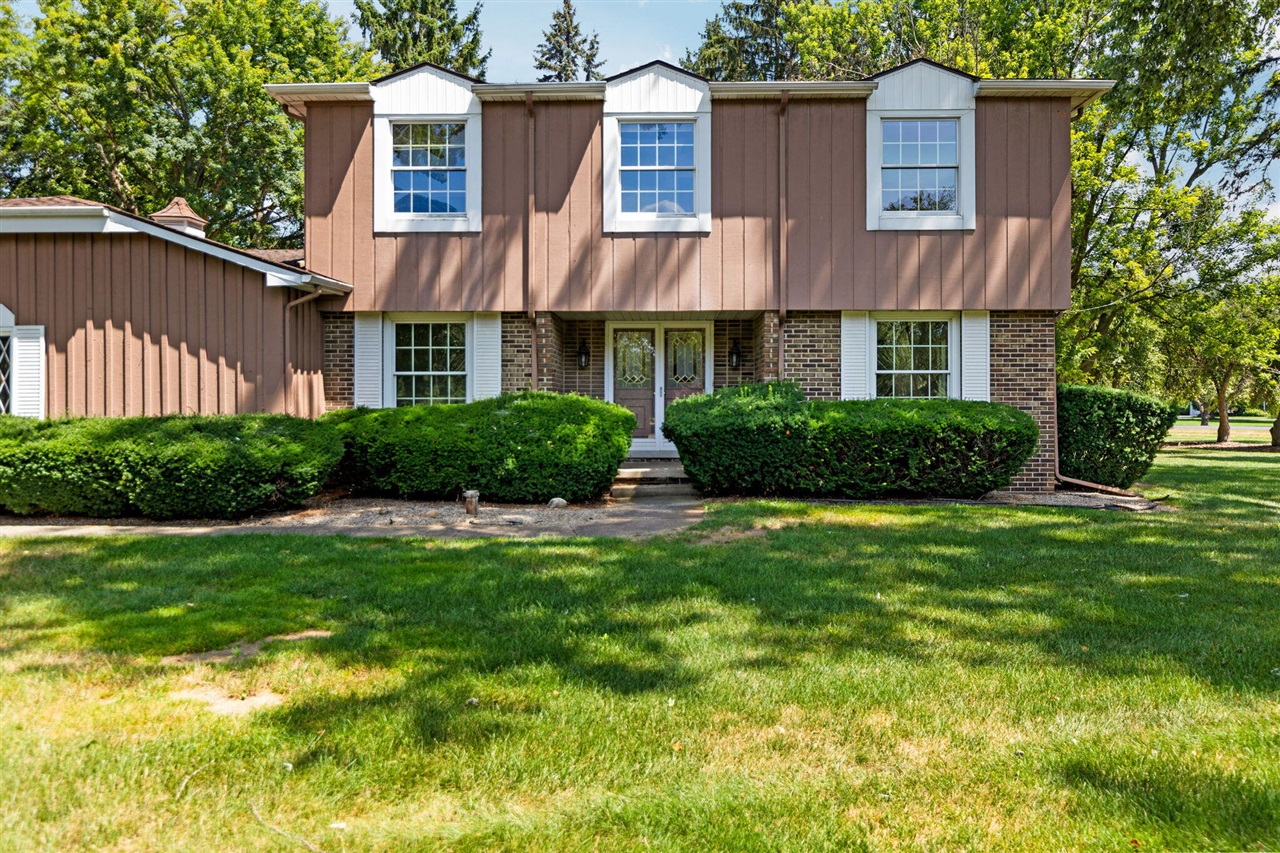 3540 Meadow Lane, Saline, MI, 48176-9553