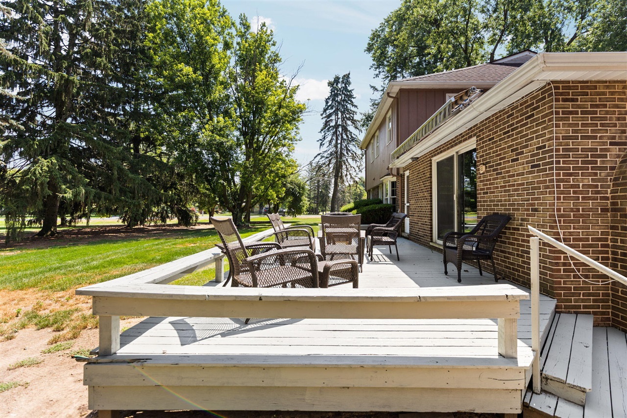 3540 Meadow Lane, Saline, MI, 48176-9553