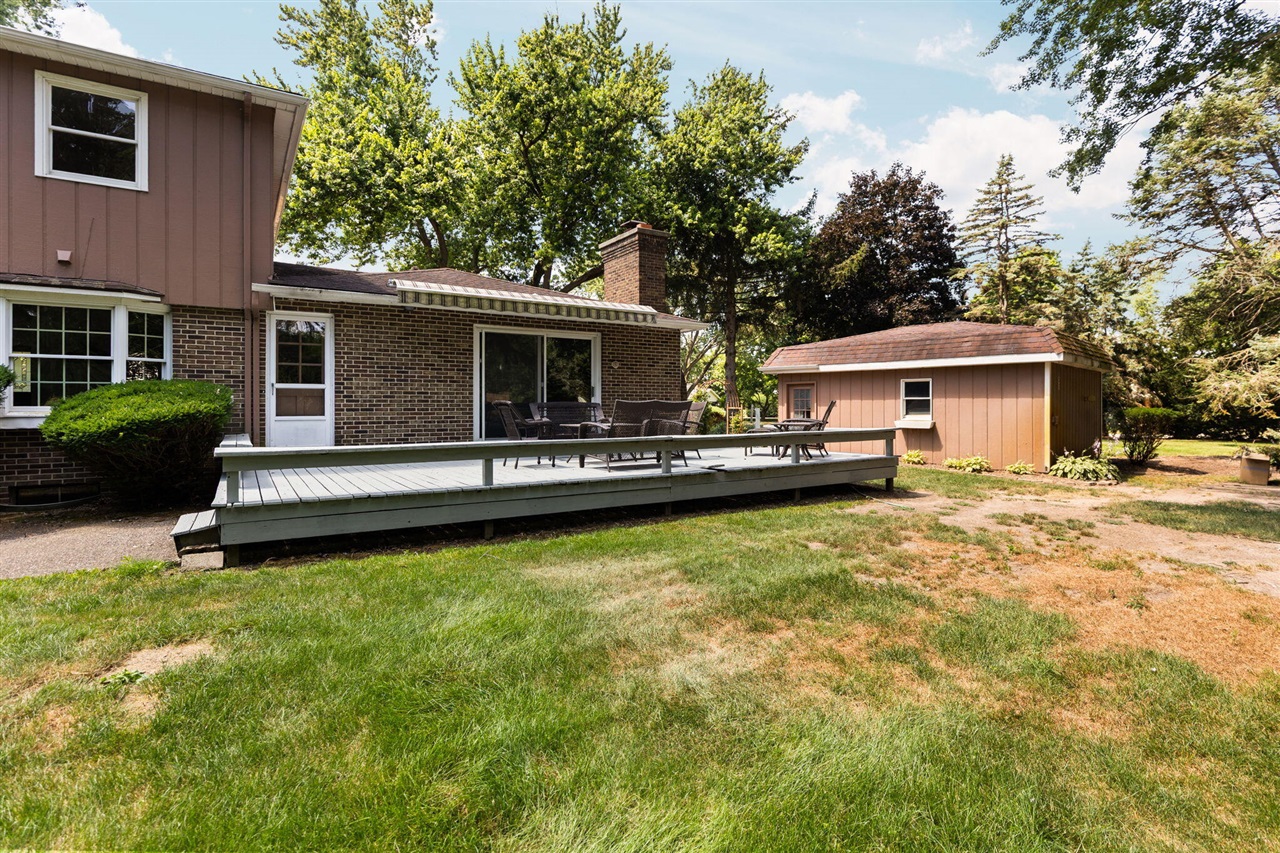 3540 Meadow Lane, Saline, MI, 48176-9553