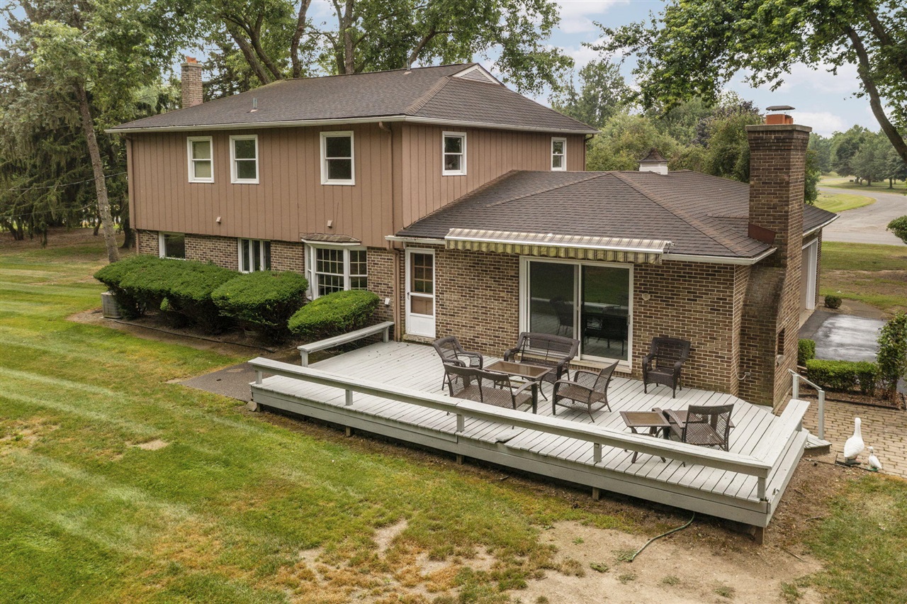 3540 Meadow Lane, Saline, MI, 48176-9553