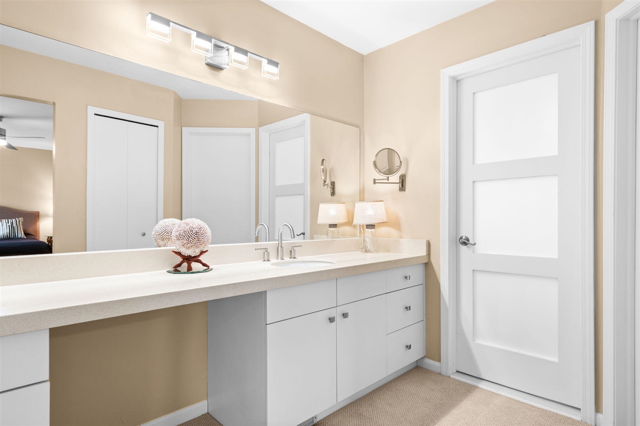 2705 Maitland Drive, Ann Arbor, MI, 48105-1577