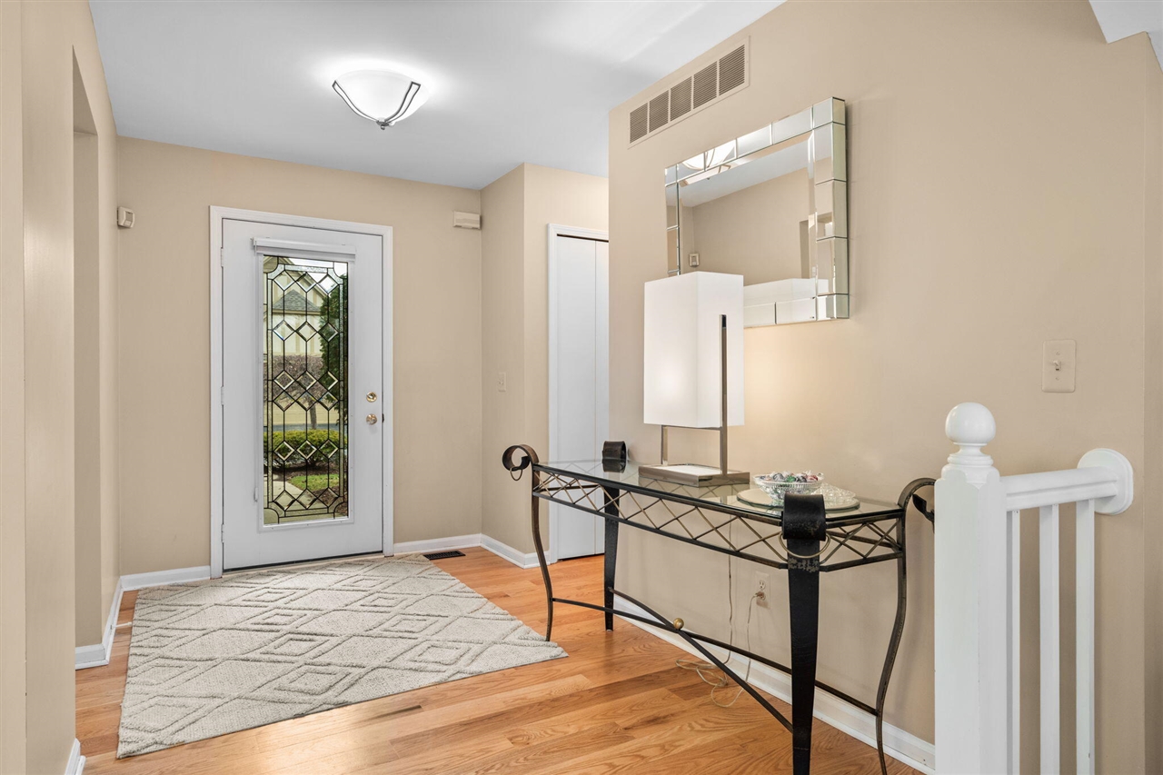 2705 Maitland Drive, Ann Arbor, MI, 48105-1577