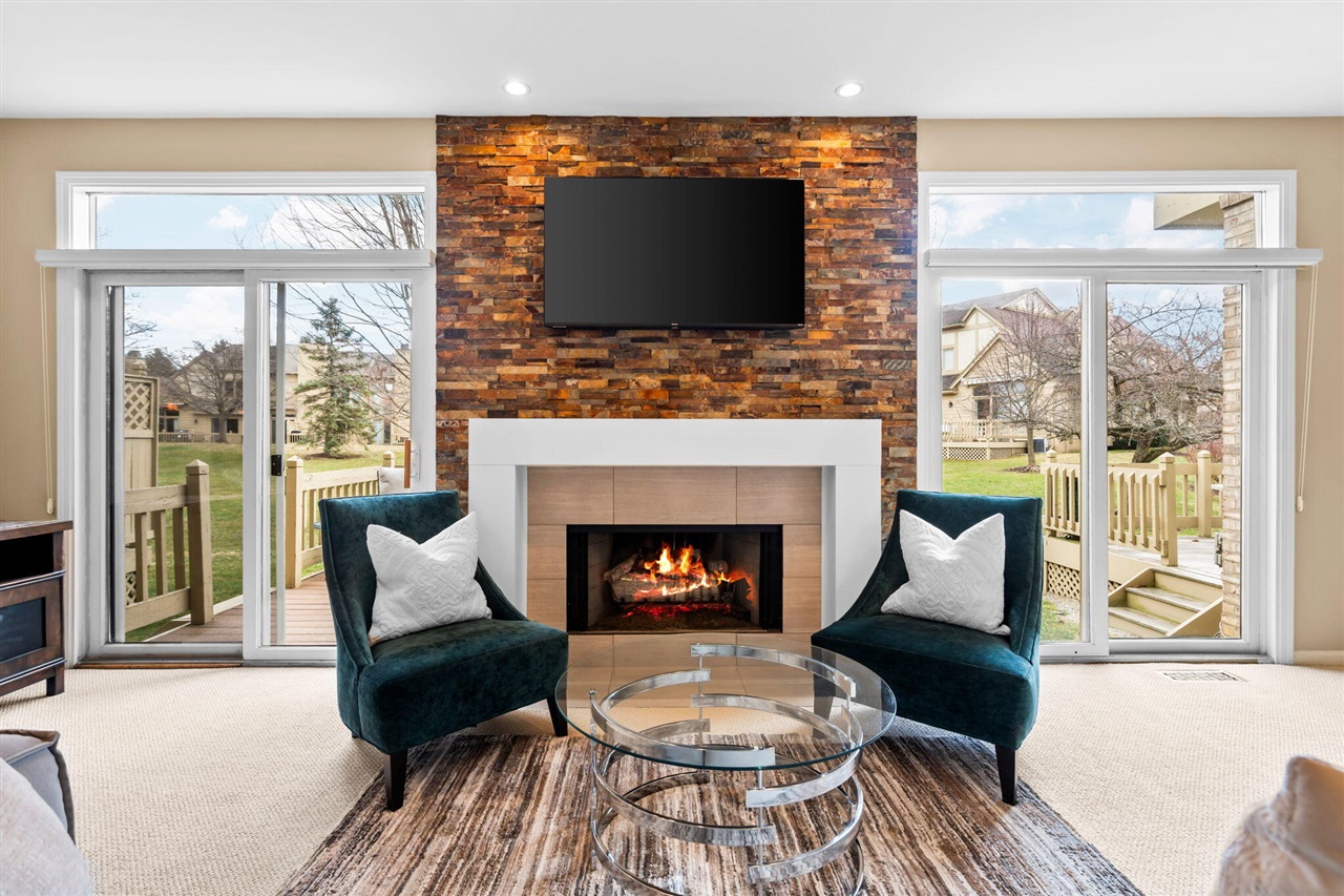 2705 Maitland Drive, Ann Arbor, MI, 48105-1577