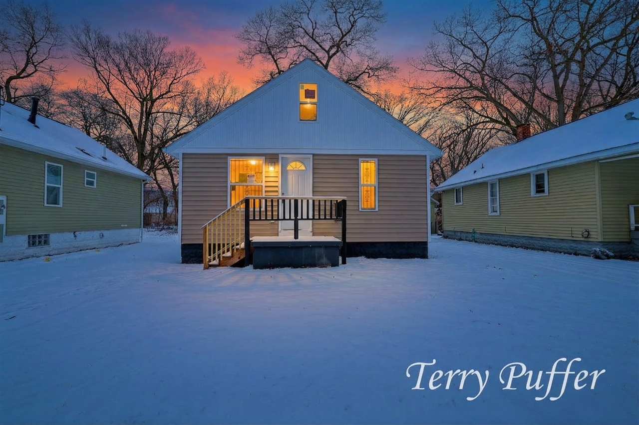 3025 Waalkes Street, Muskegon, MI, 49444-2737