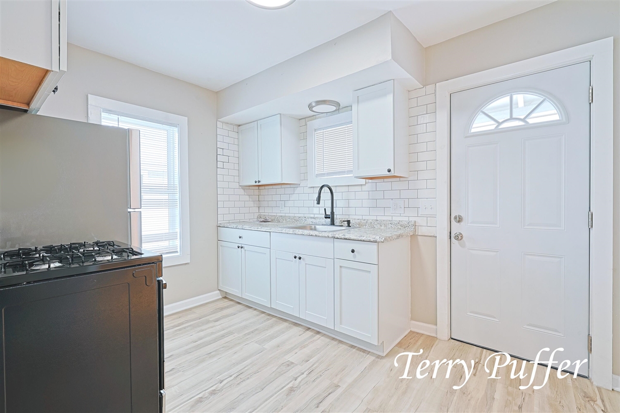 3025 Waalkes Street, Muskegon, MI, 49444-2737