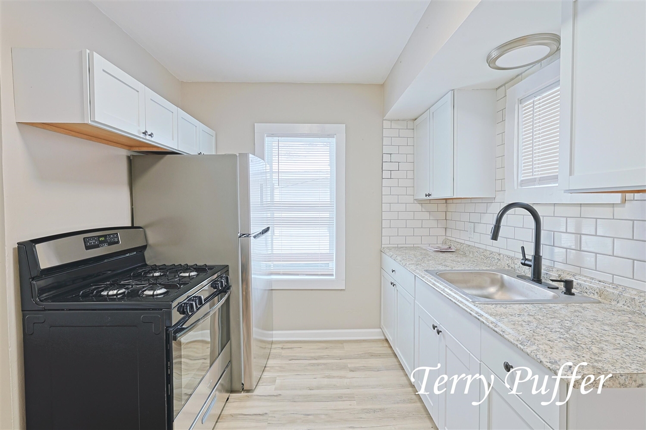 3025 Waalkes Street, Muskegon, MI, 49444-2737