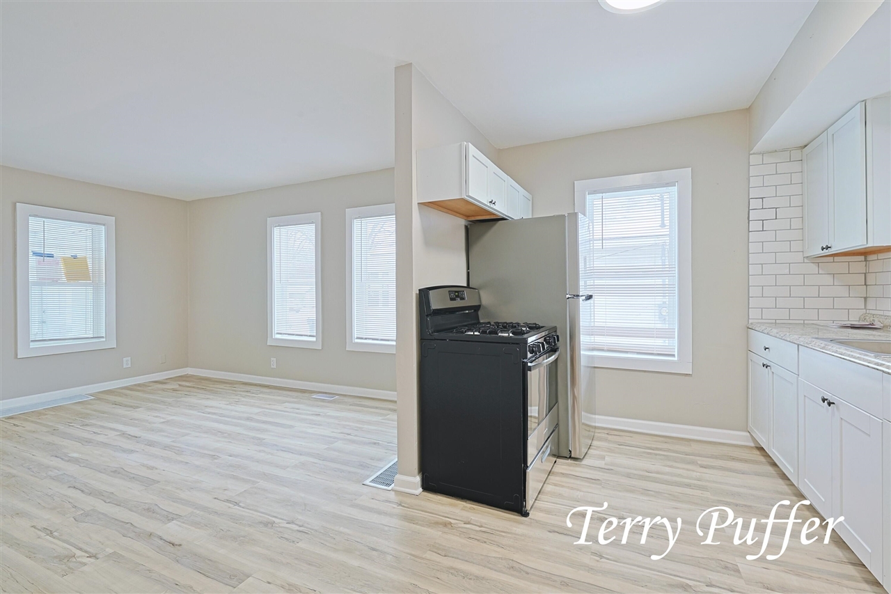 3025 Waalkes Street, Muskegon, MI, 49444-2737