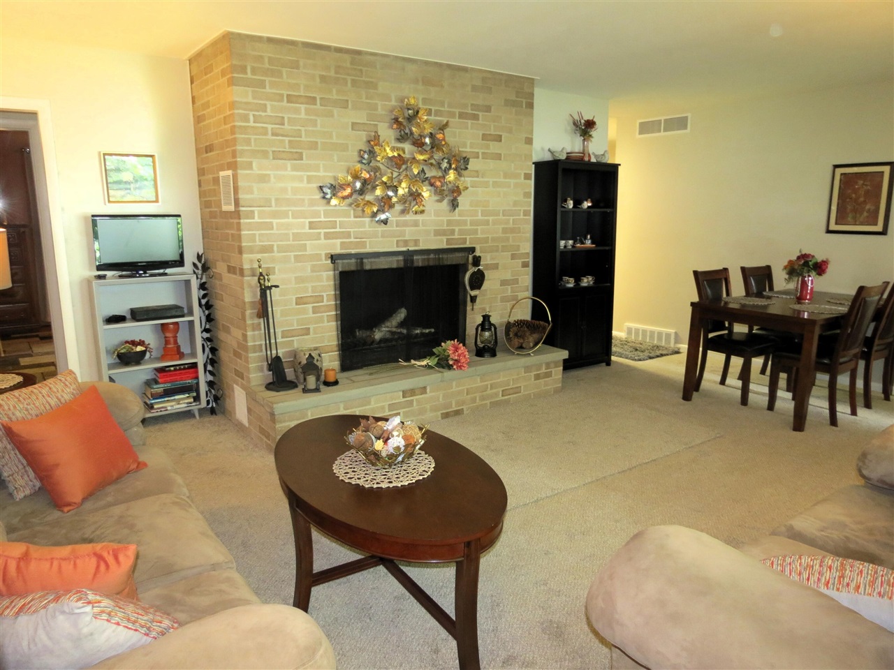 890 White Lake Road, Pleasant Lake, MI, 49272-9753