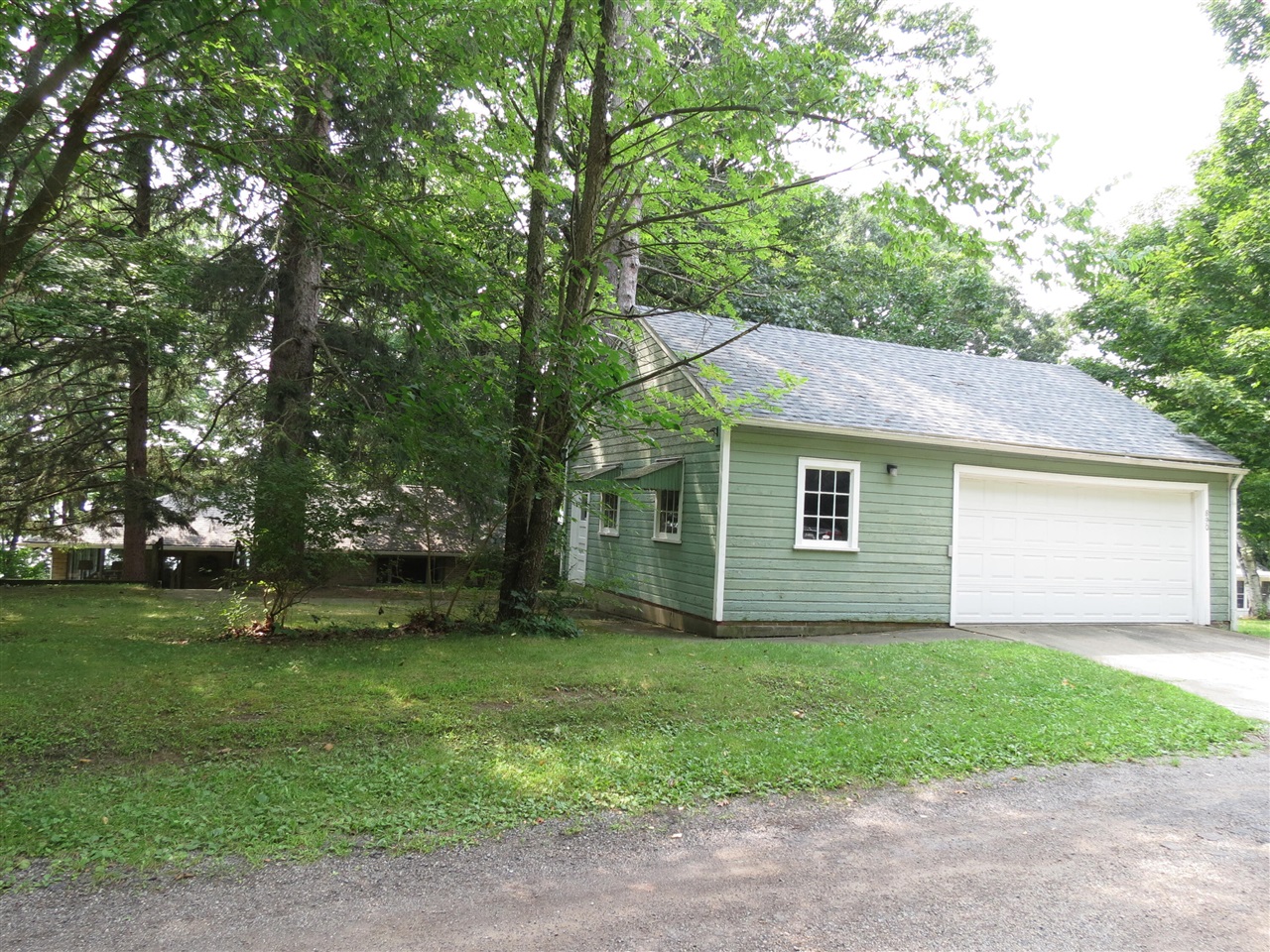 890 White Lake Road, Pleasant Lake, MI, 49272-9753