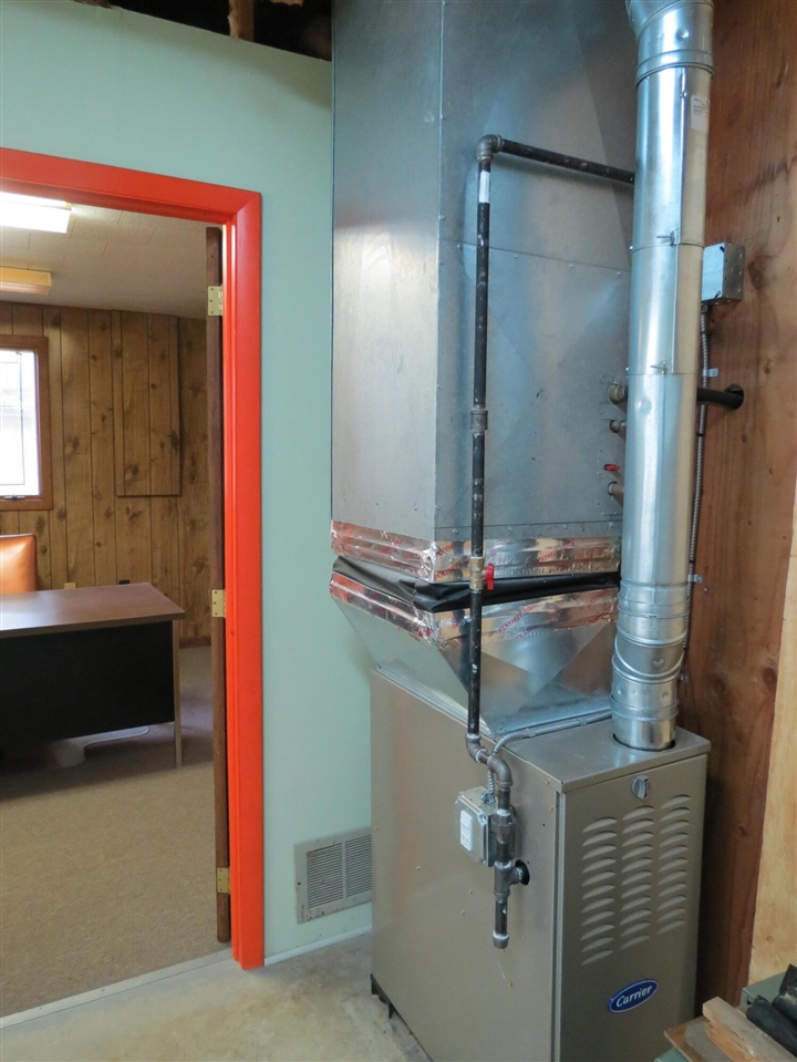 890 White Lake Road, Pleasant Lake, MI, 49272-9753