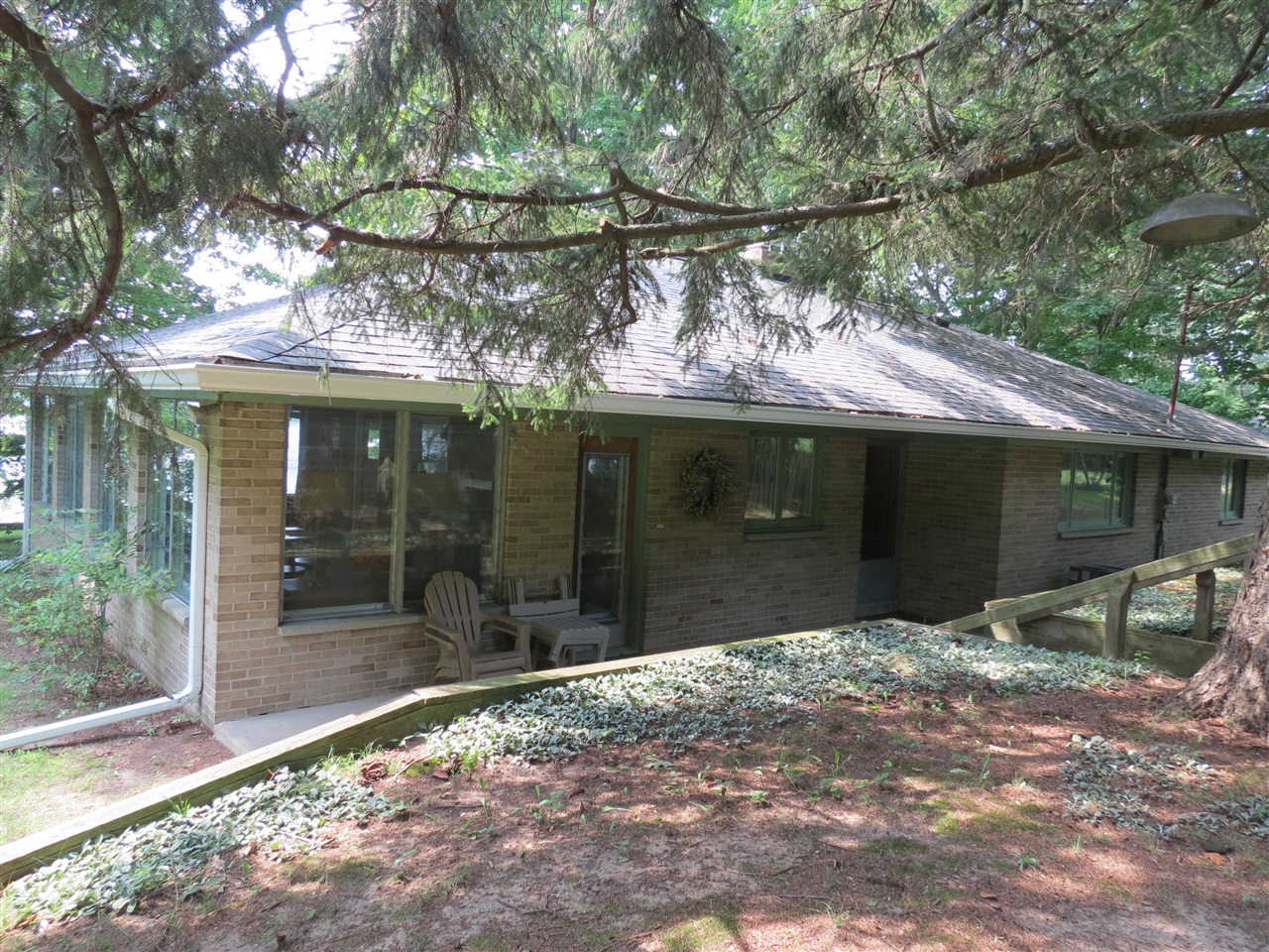 890 White Lake Road, Pleasant Lake, MI, 49272-9753