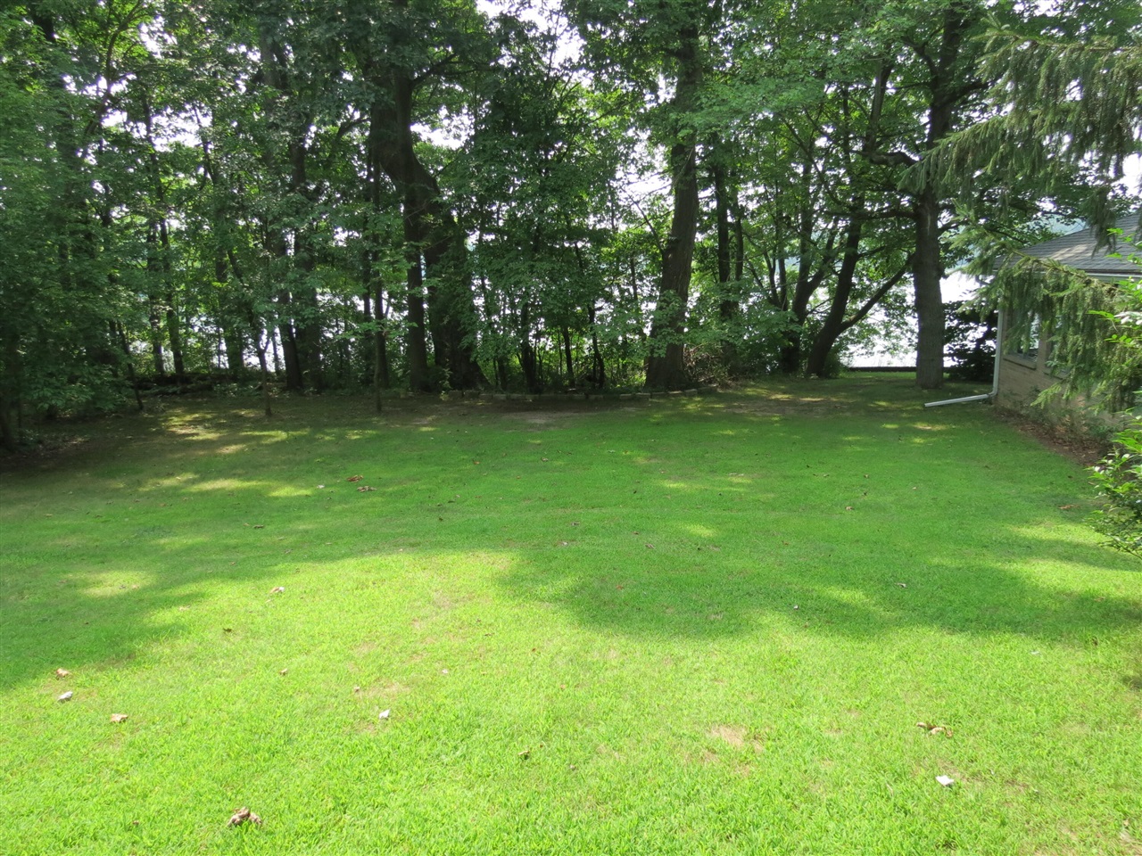 890 White Lake Road, Pleasant Lake, MI, 49272-9753