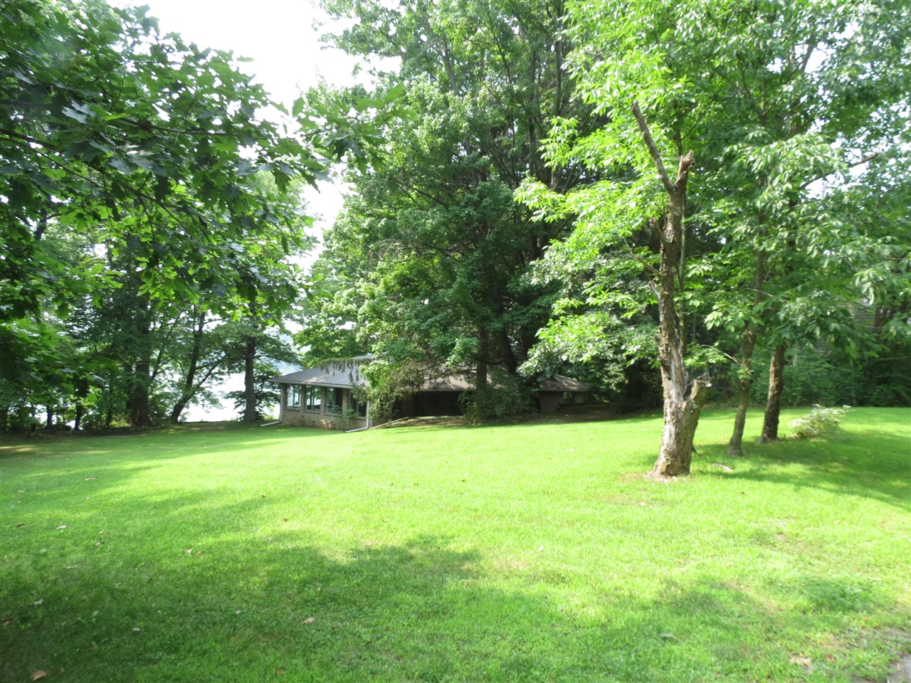 890 White Lake Road, Pleasant Lake, MI, 49272-9753