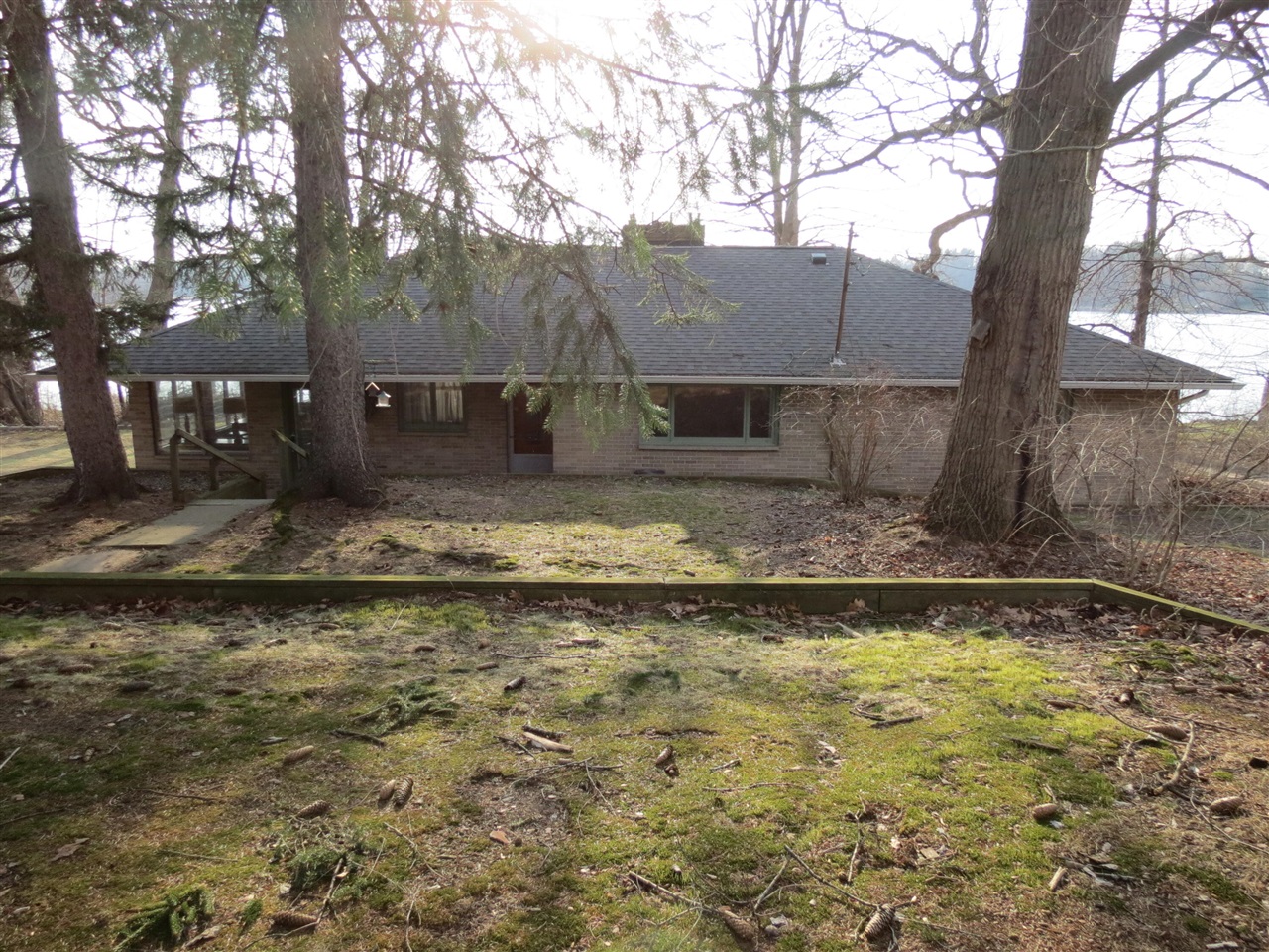 890 White Lake Road, Pleasant Lake, MI, 49272-9753