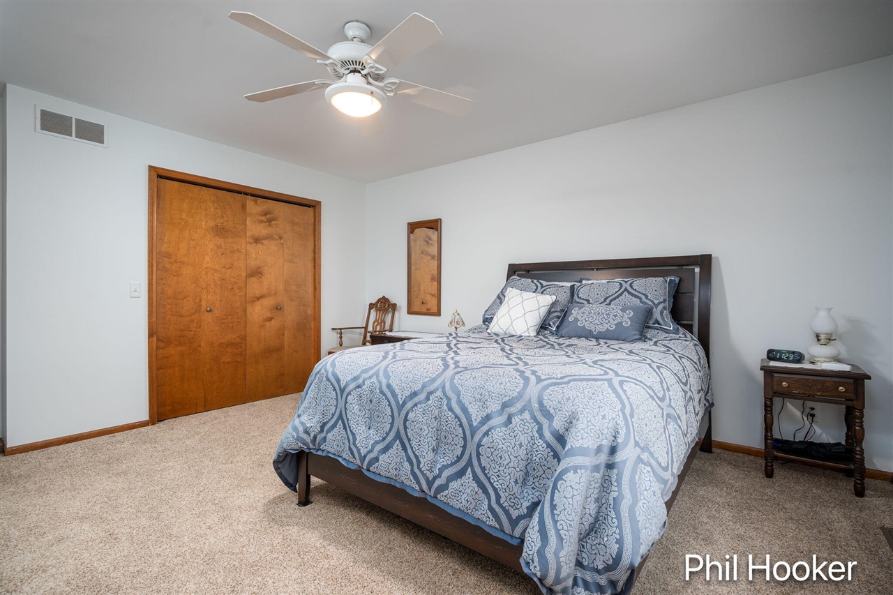 6779 Leisure Creek Drive, Caledonia, MI, 49316-9013