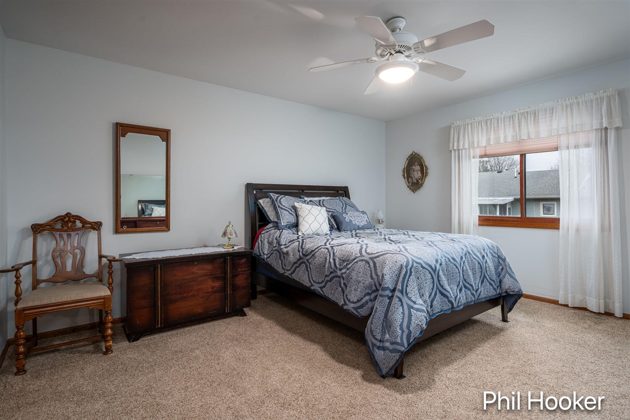 6779 Leisure Creek Drive, Caledonia, MI, 49316-9013