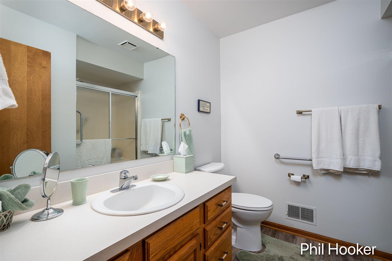 6779 Leisure Creek Drive, Caledonia, MI, 49316-9013