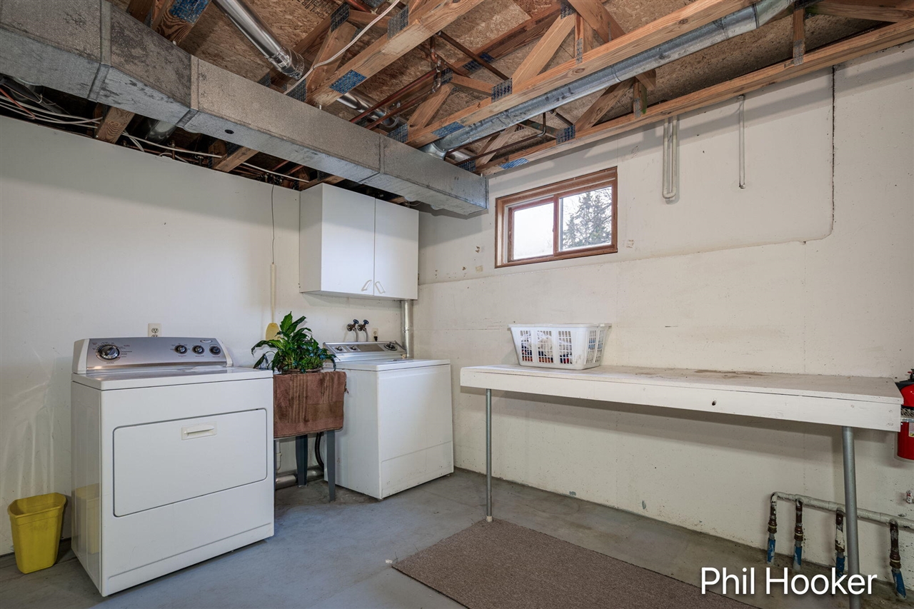 6779 Leisure Creek Drive, Caledonia, MI, 49316-9013