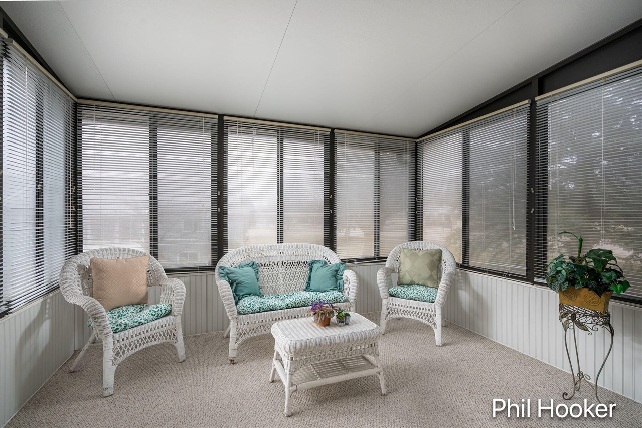 6779 Leisure Creek Drive, Caledonia, MI, 49316-9013