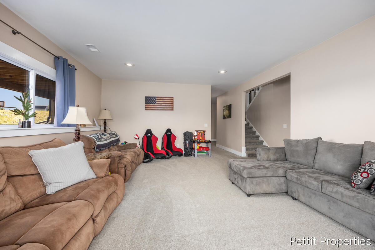 21650 Centennial Drive, Conklin, MI, 49403-9584