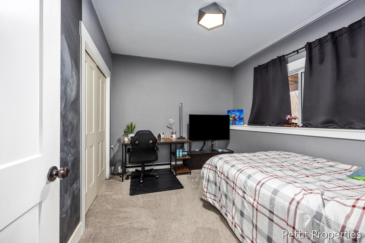 21650 Centennial Drive, Conklin, MI, 49403-9584