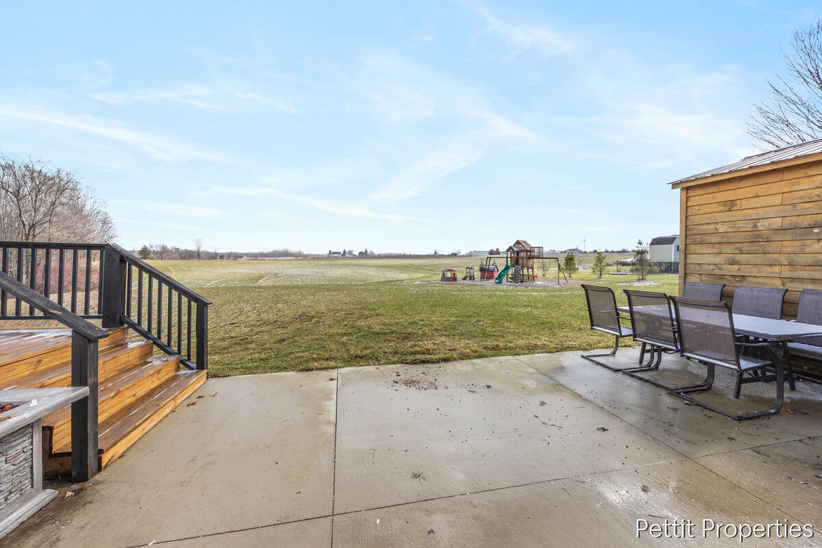 21650 Centennial Drive, Conklin, MI, 49403-9584