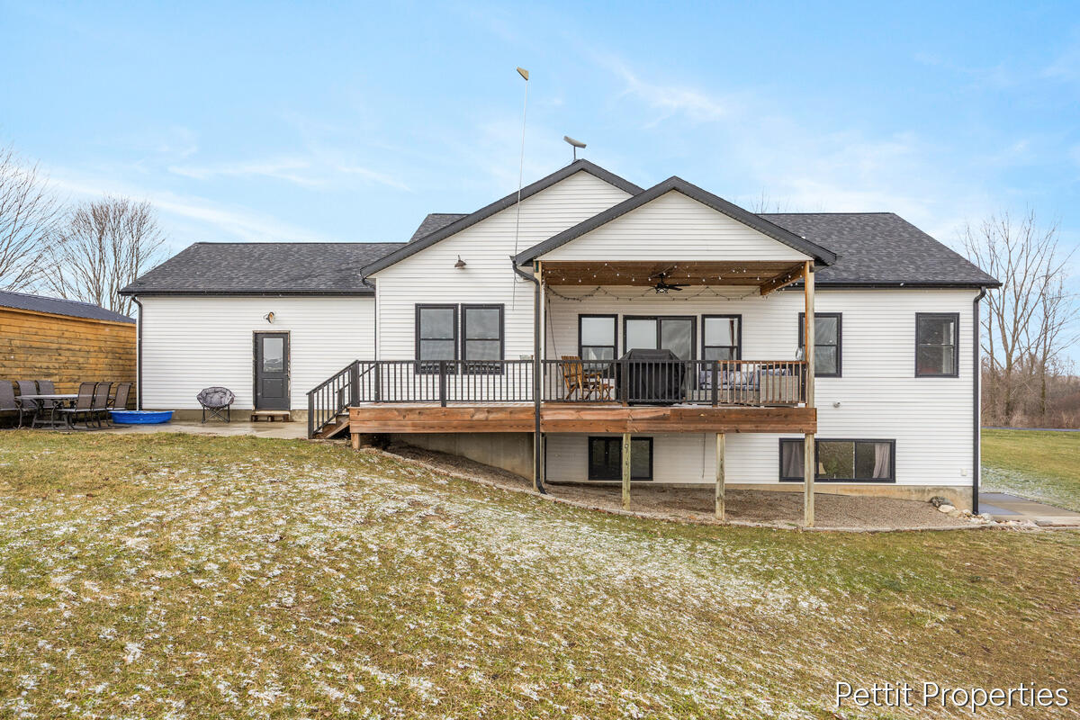 21650 Centennial Drive, Conklin, MI, 49403-9584