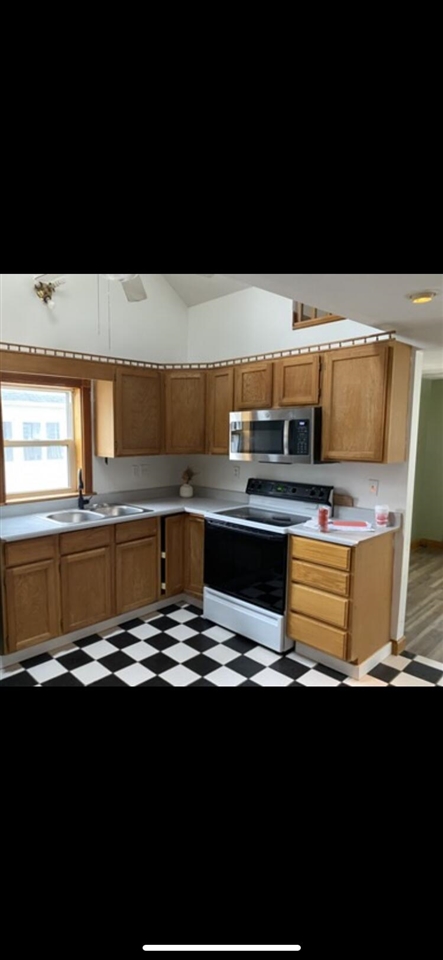 Homes for sale in Owosso, MI | 631 Woodlawn Ave, Owosso, MI 48867 | MLS# 70520449