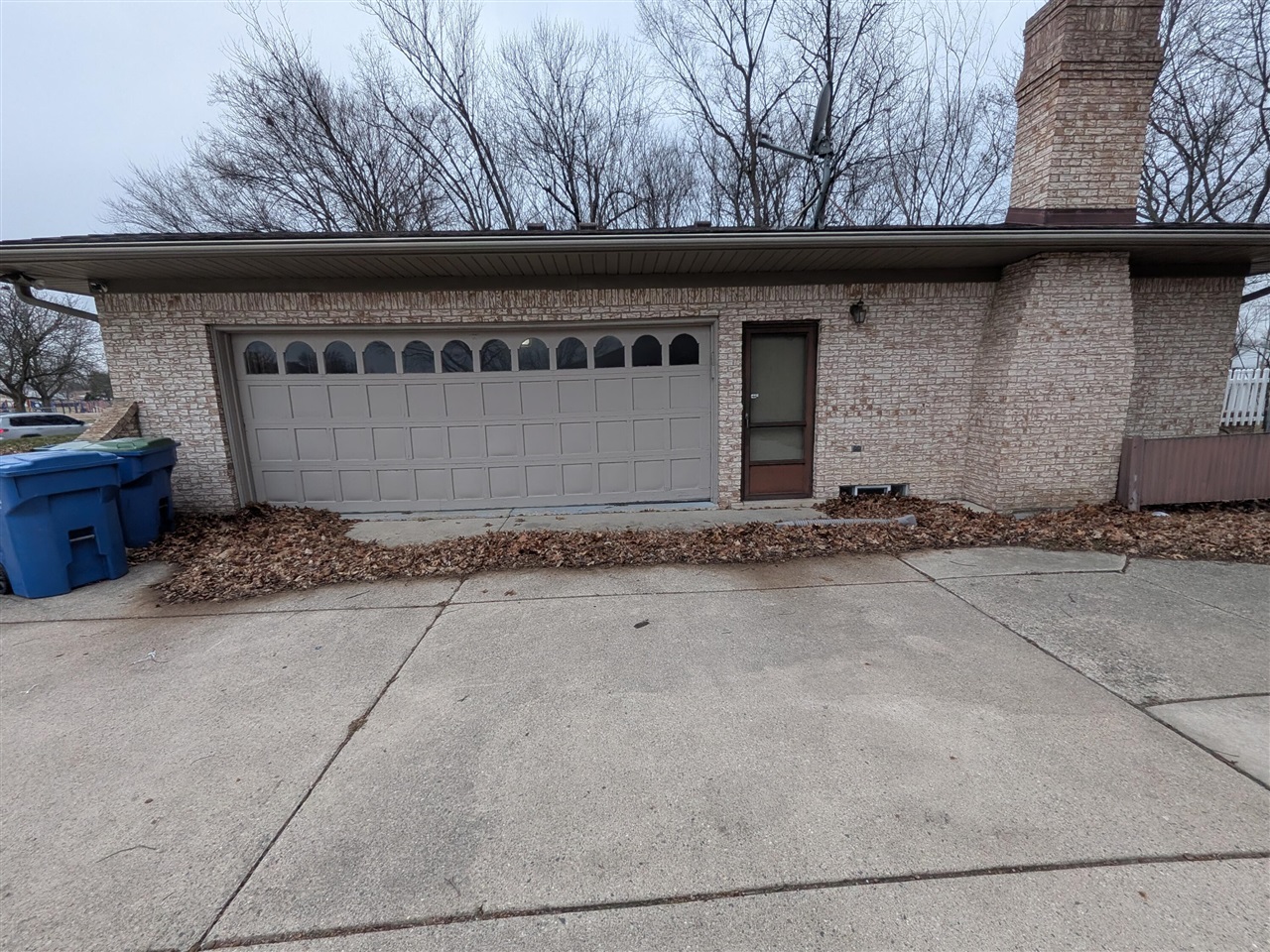 11235 Common Road, Warren, MI, 48093-2508
