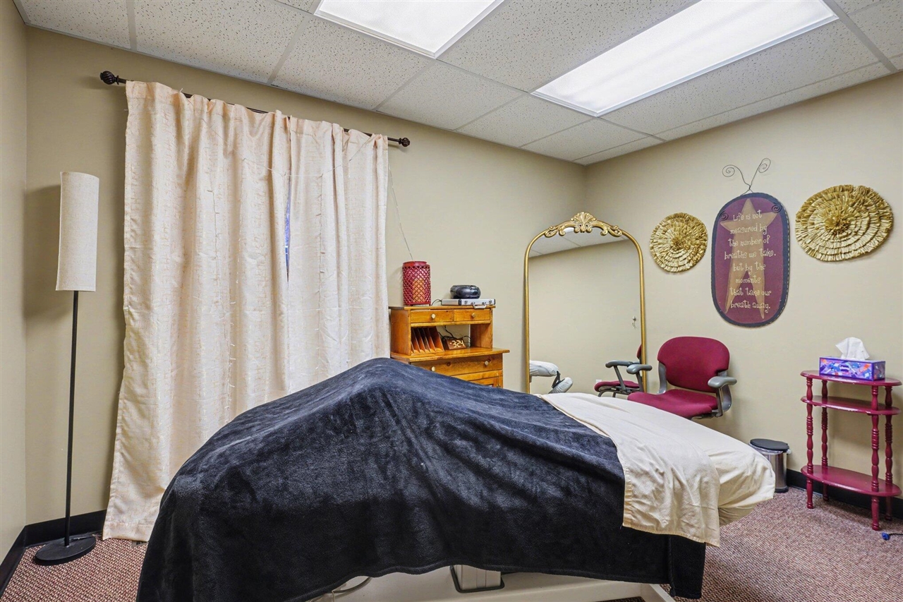 32 W Van Buren Street, Battle Creek, MI, 49017-3046