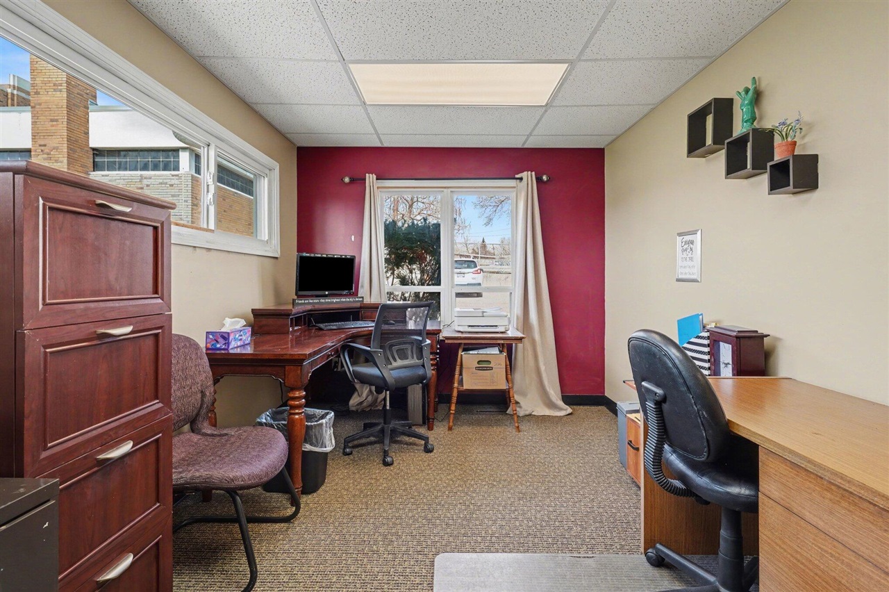 32 W Van Buren Street, Battle Creek, MI, 49017-3046