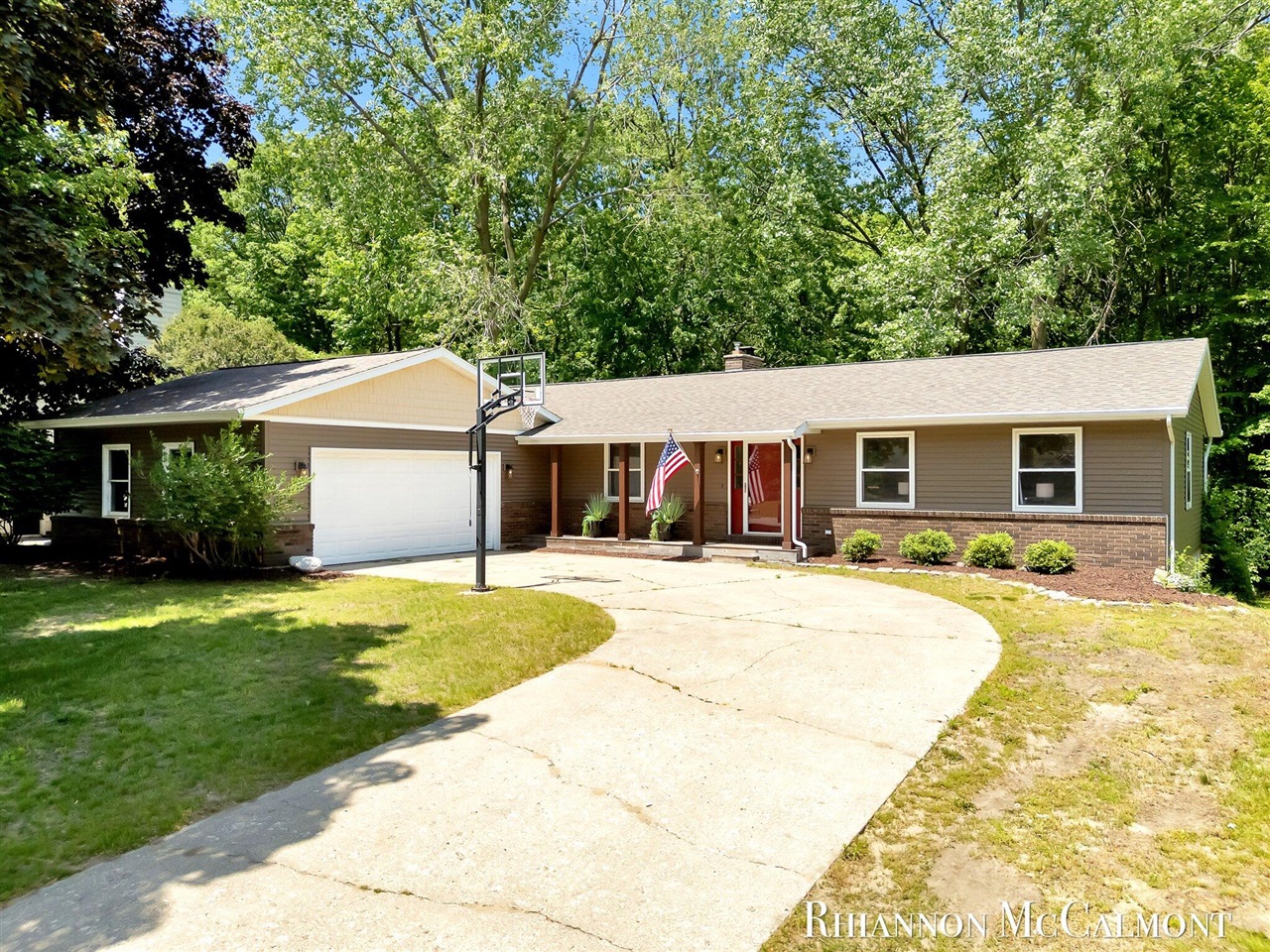 1st image of 16151 Terrace Rd, Spring Lake, MI 49456 | MLS# 70520458
