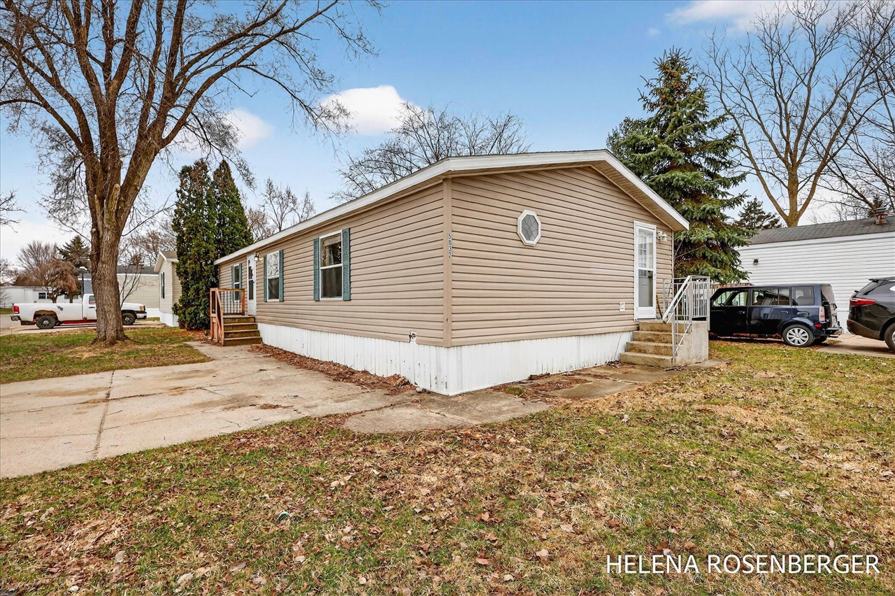 Homes for sale in Allendale, MI | 5032 Squaw Valley Ln #102, Allendale, MI 49401 | MLS# 70520472