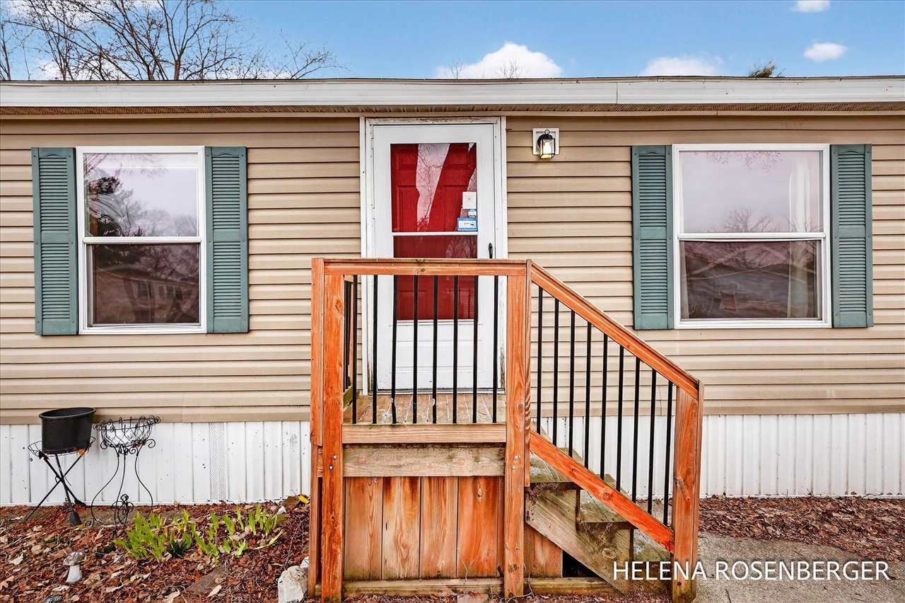 Homes for sale in Allendale, MI | 5032 Squaw Valley Ln #102, Allendale, MI 49401 | MLS# 70520472