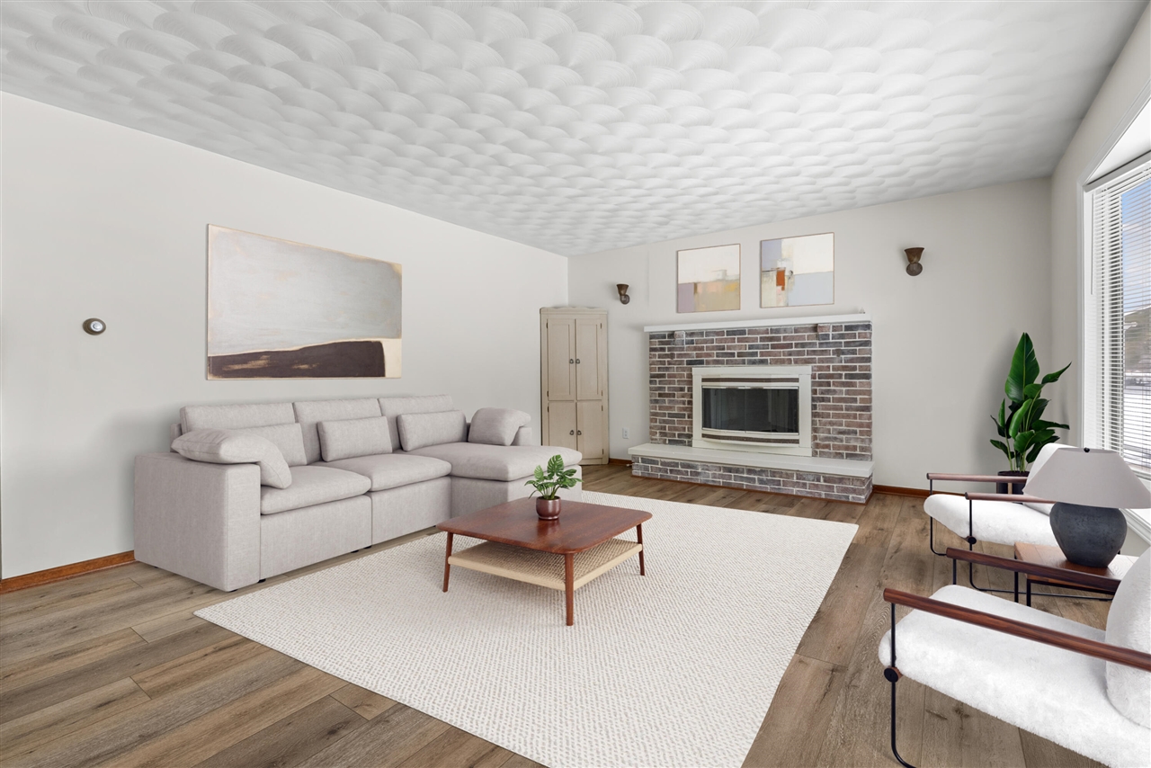 Homes for sale in Paw Paw, MI | 29324 58Th Ave, Paw Paw, MI 49079 | MLS# 70520480