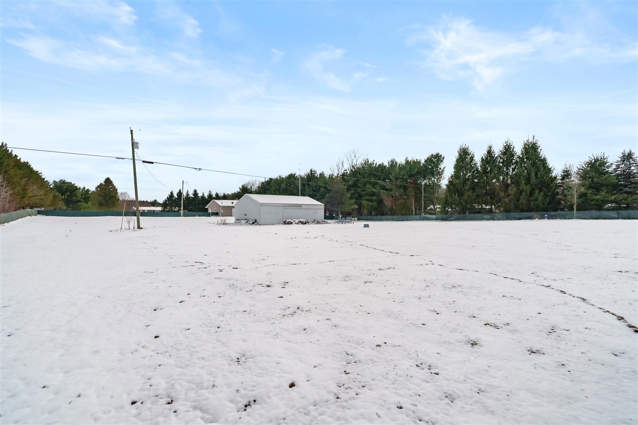 Homes for sale in Paw Paw, MI | 29324 58th Ave, Paw Paw, MI 49079 | MLS# 70520480