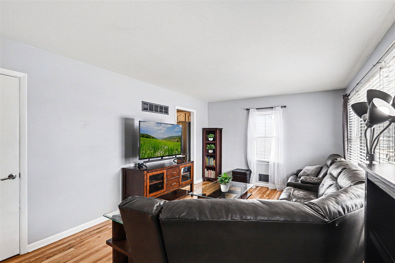 1924 Southern Avenue, Kalamazoo, MI, 49001-4535