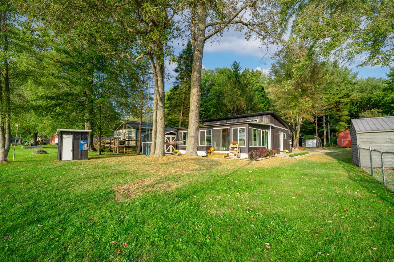 50 E Baseline Road, Gobles, MI, 49055