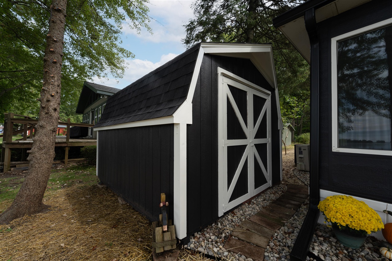 50 E Baseline Road, Gobles, MI, 49055