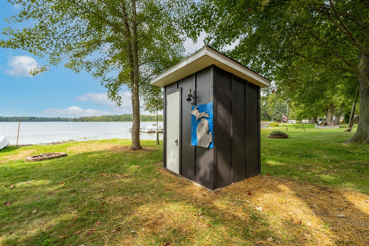 50 E Baseline Road, Gobles, MI, 49055