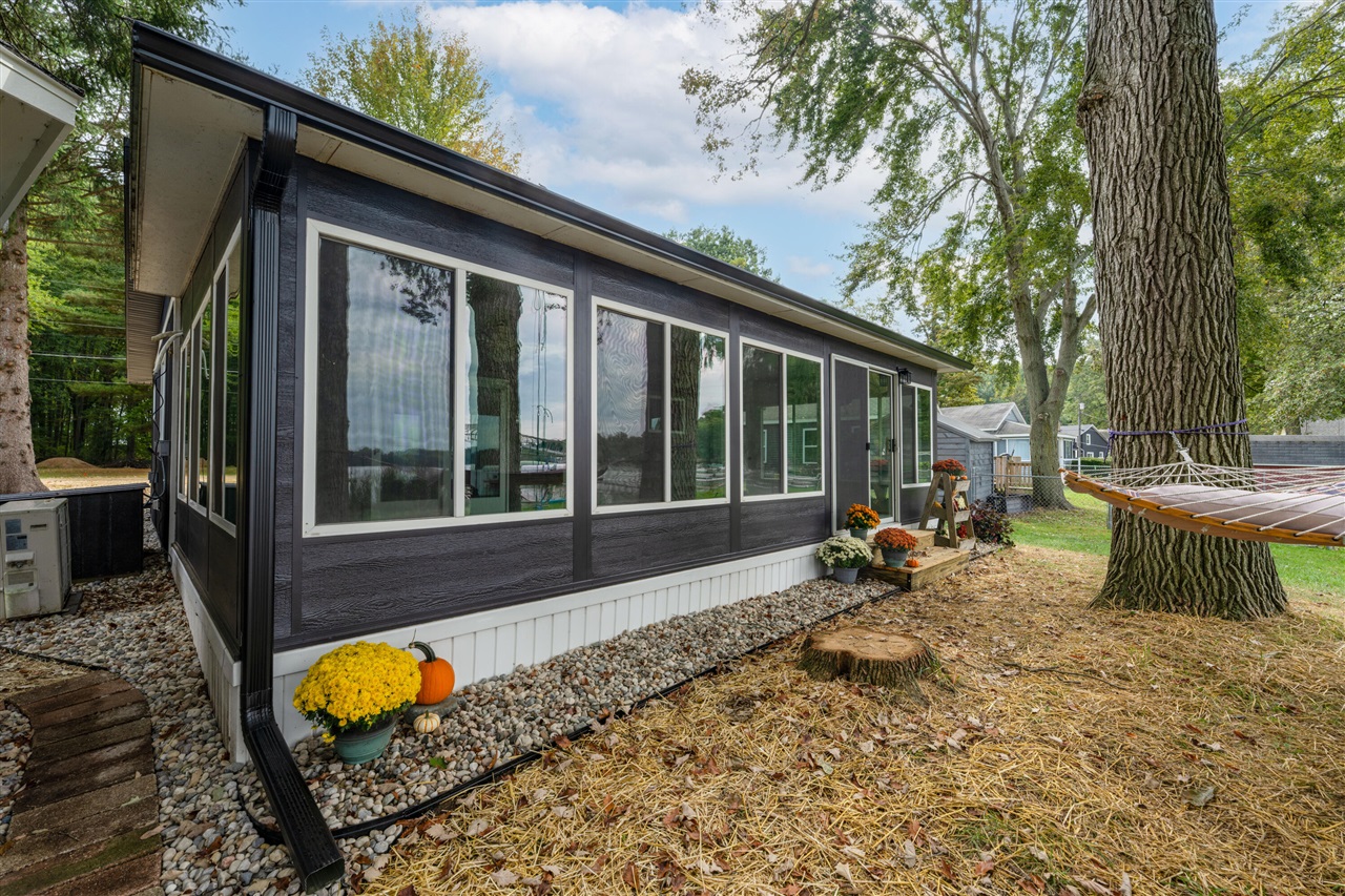 50 E Baseline Road, Gobles, MI, 49055