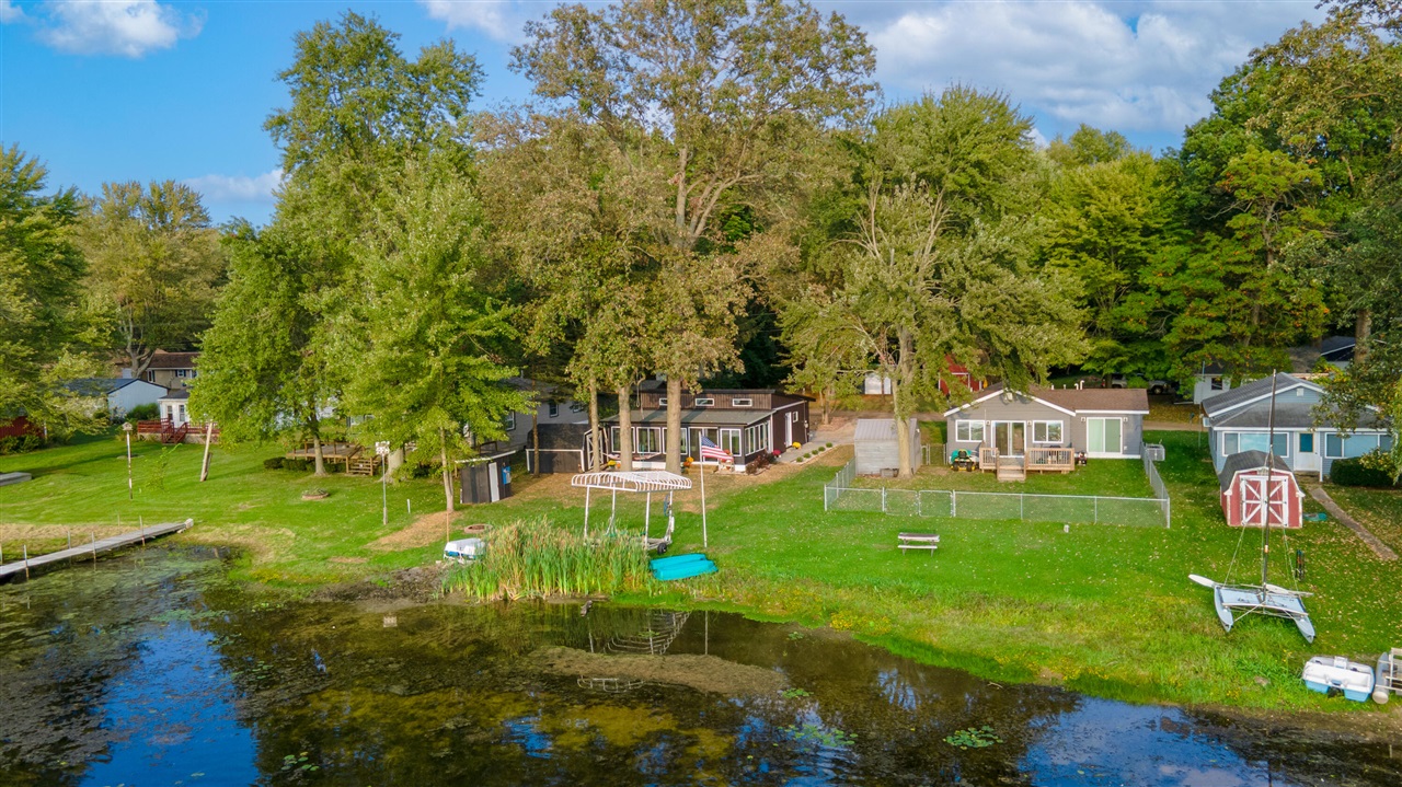 50 E Baseline Road, Gobles, MI, 49055