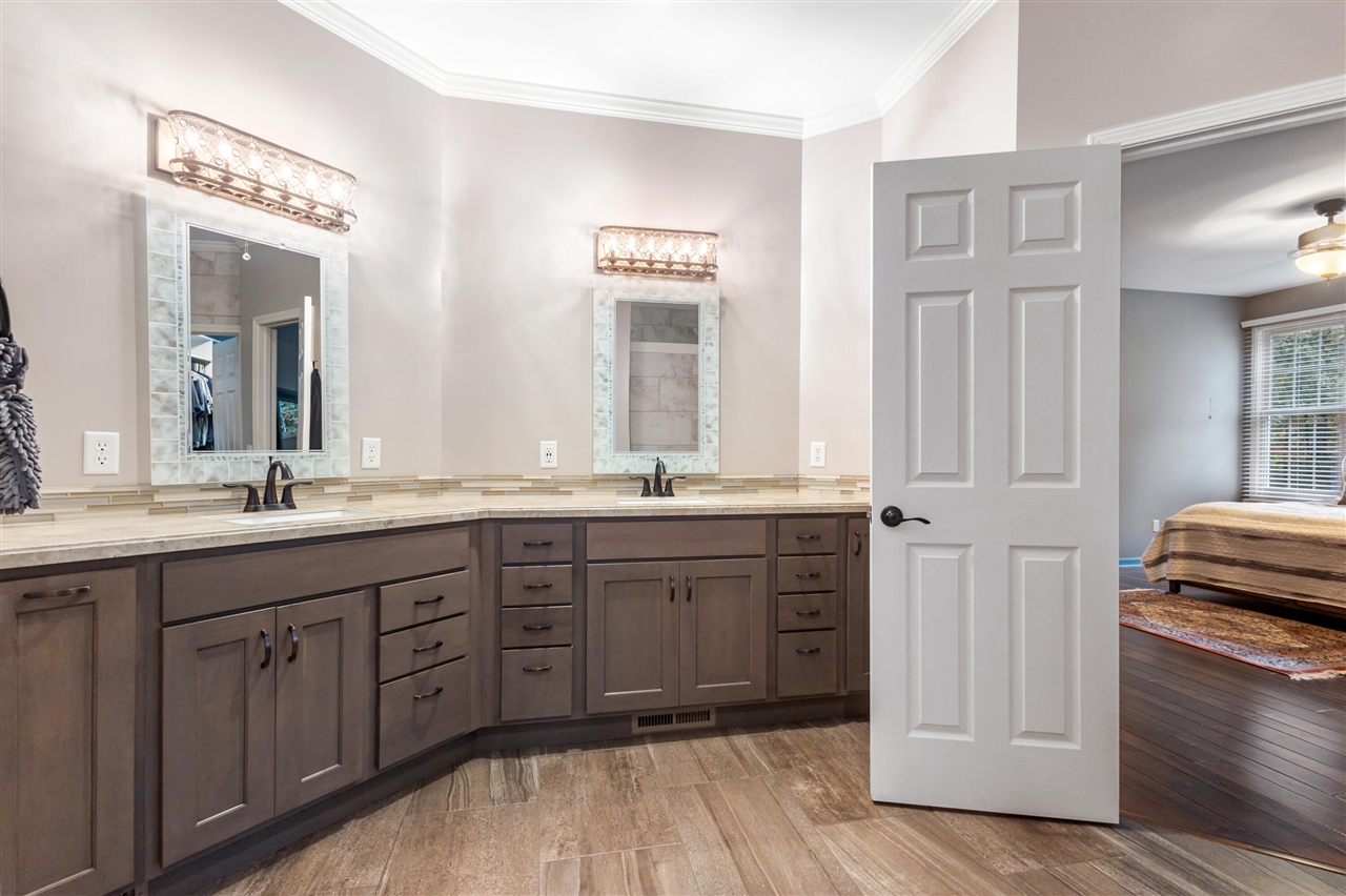 10720 W L Avenue, Kalamazoo, MI, 49009-5321