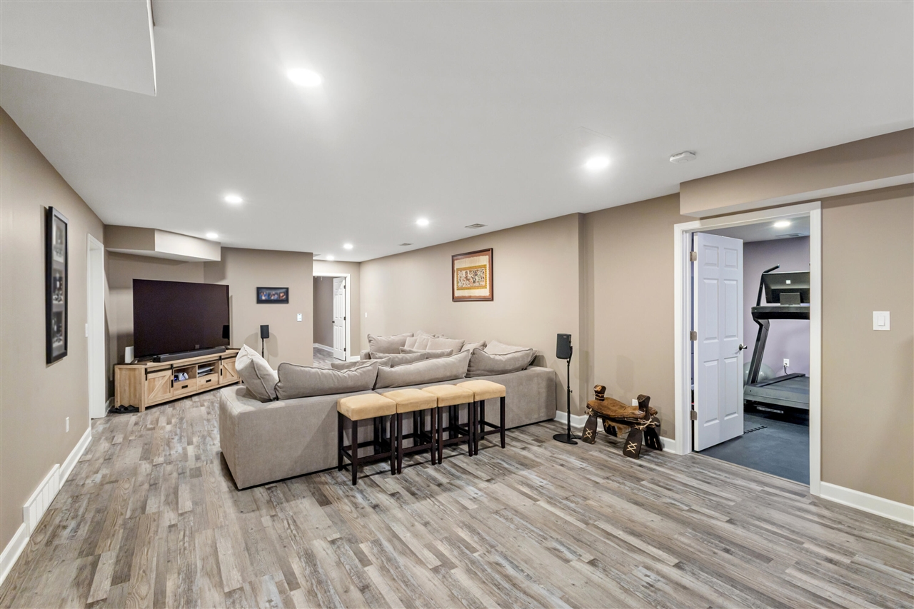 10720 W L Avenue, Kalamazoo, MI, 49009-5321