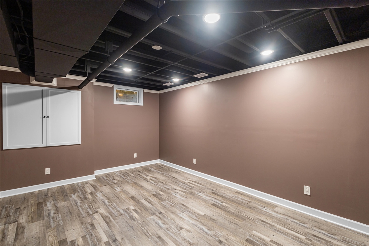 10720 W L Avenue, Kalamazoo, MI, 49009-5321